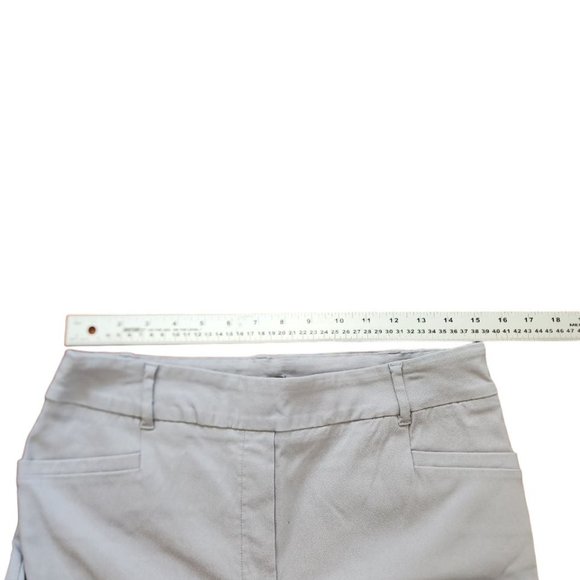 Reitmans Gray Stretch Capri - Picture 6 of 8